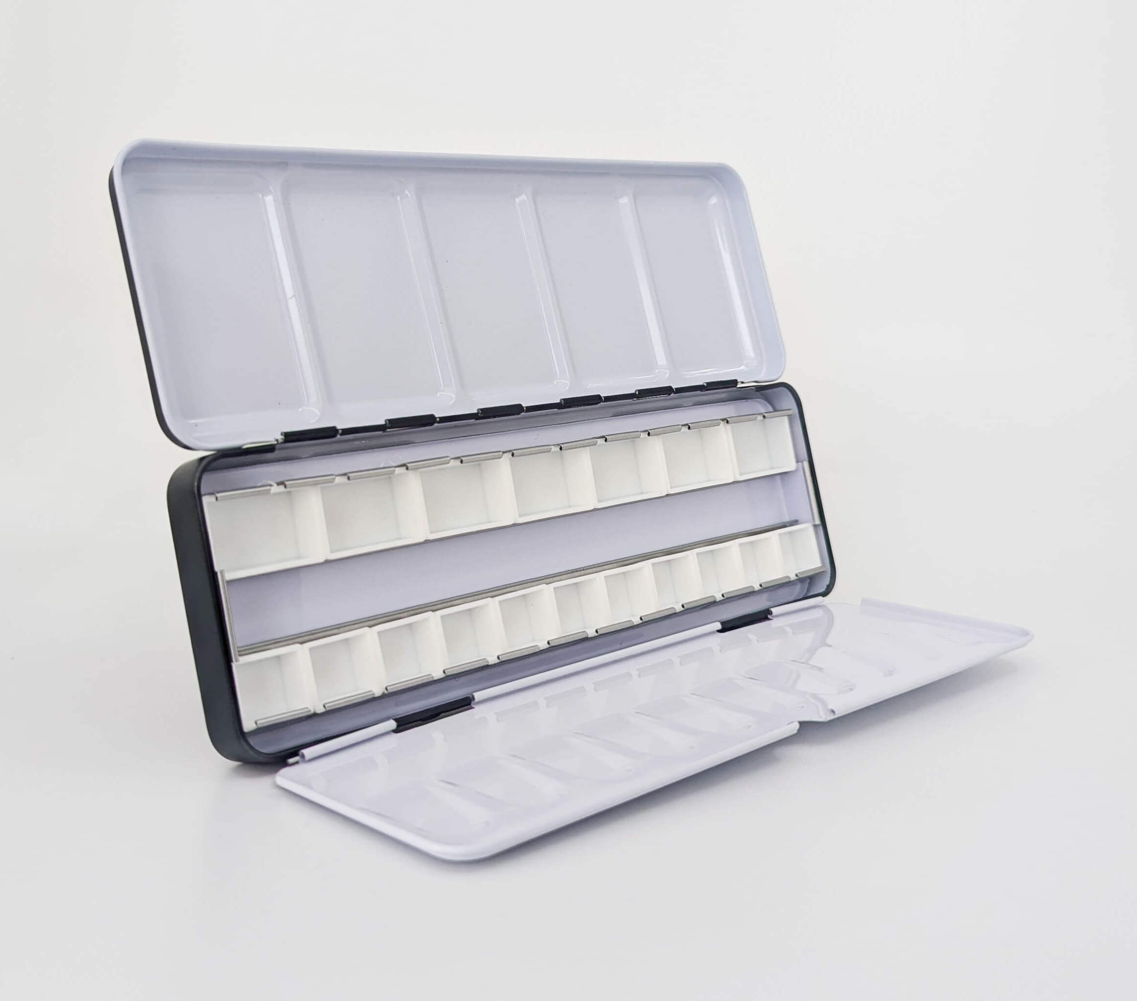 Estuche de Acuarelas Vacío