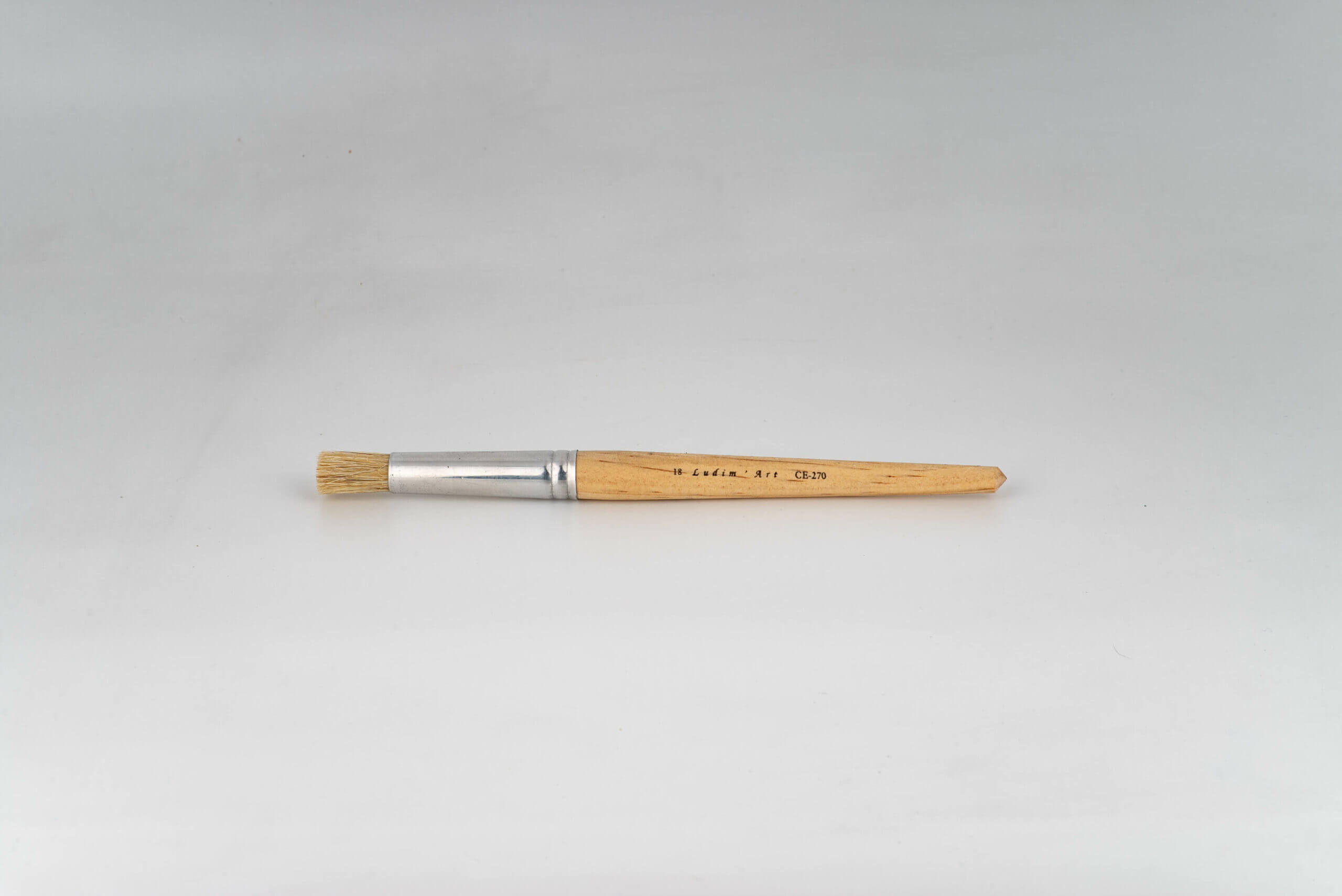 Brochuelo Rex S-270 - Cerda Corta Natural de Cochino Mango Corto